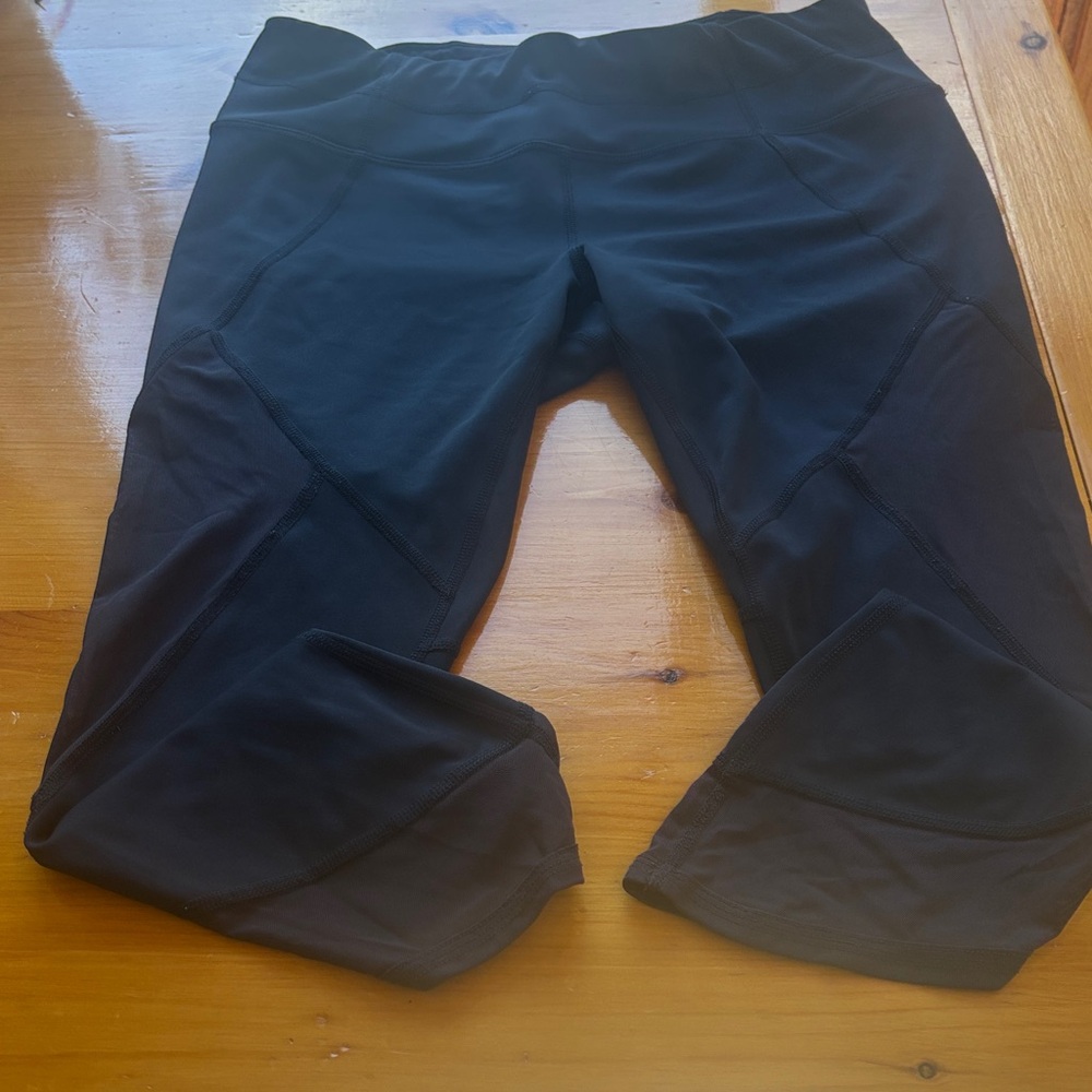 Navy 3/4 Leggings Athleta